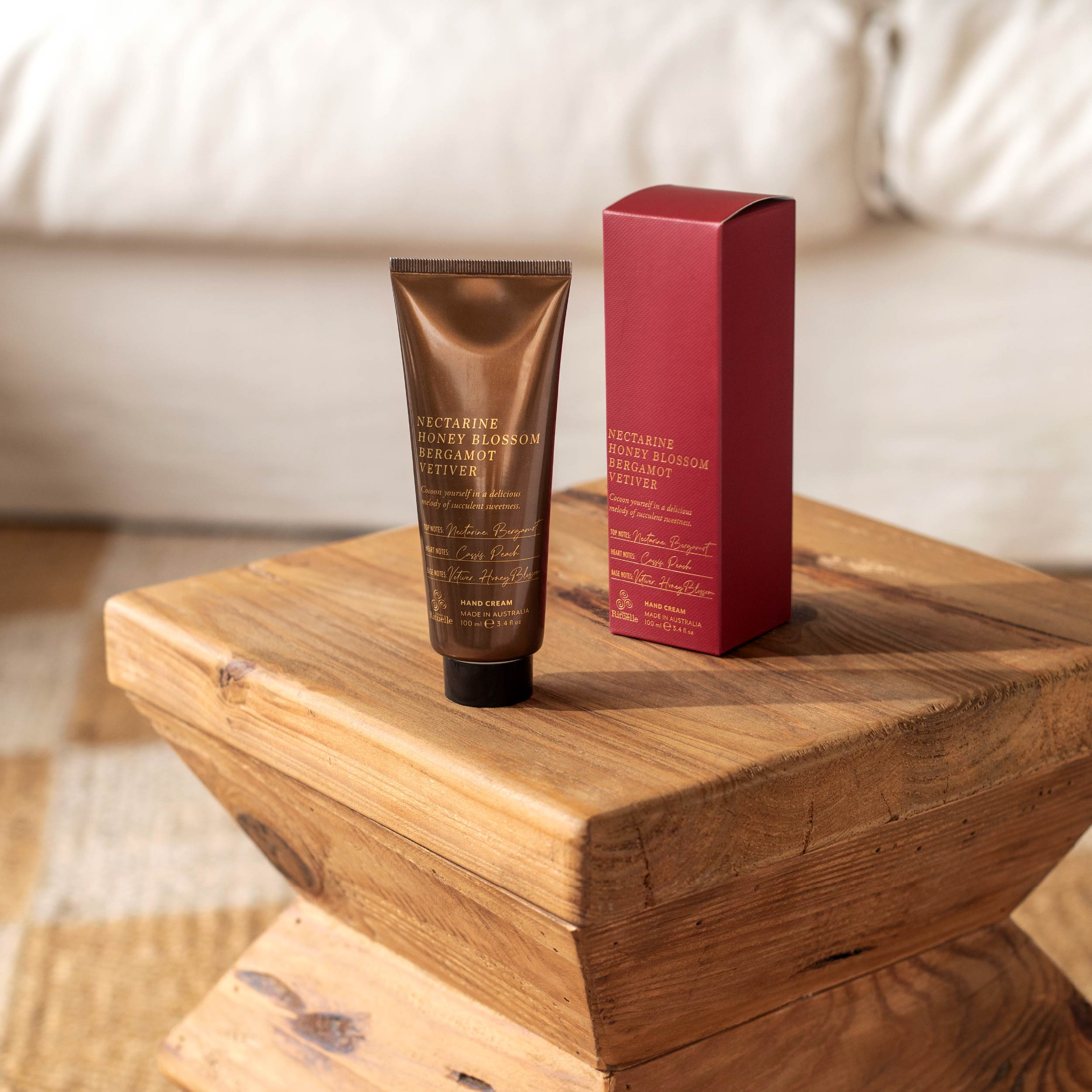 Nectarine, Honey Blossom, Bergamot, Vetiver<br> Hand Cream | 100ml