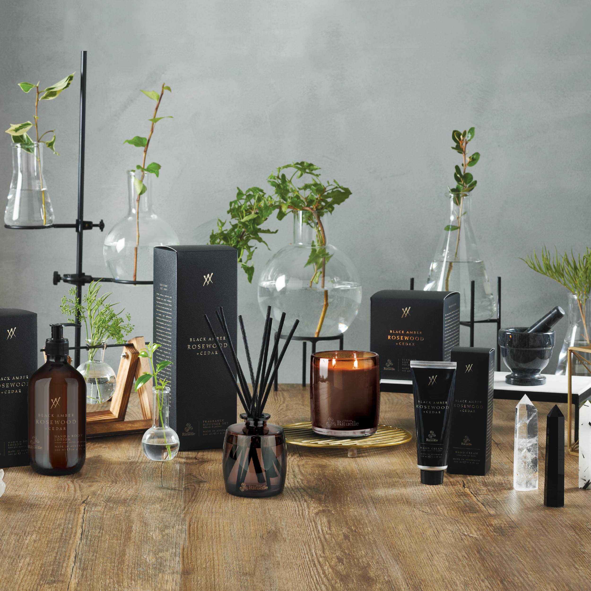 Black Amber, Rosewood & Cedar<br> Hand & Body Wash | 500ml *Amber Bottle*