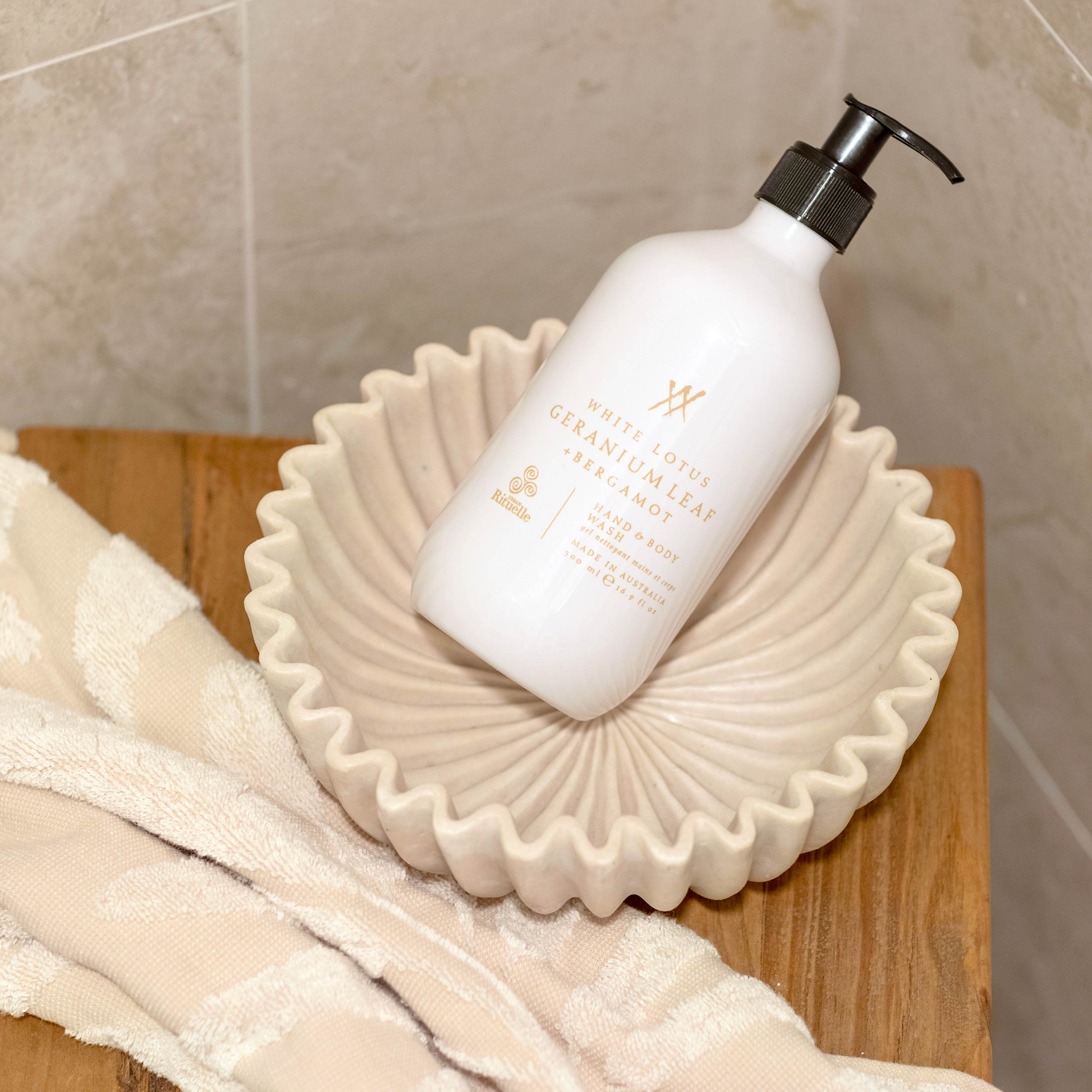 White Lotus, Geranium Leaf & Bergamot<br> Hand & Body Wash | 500ml