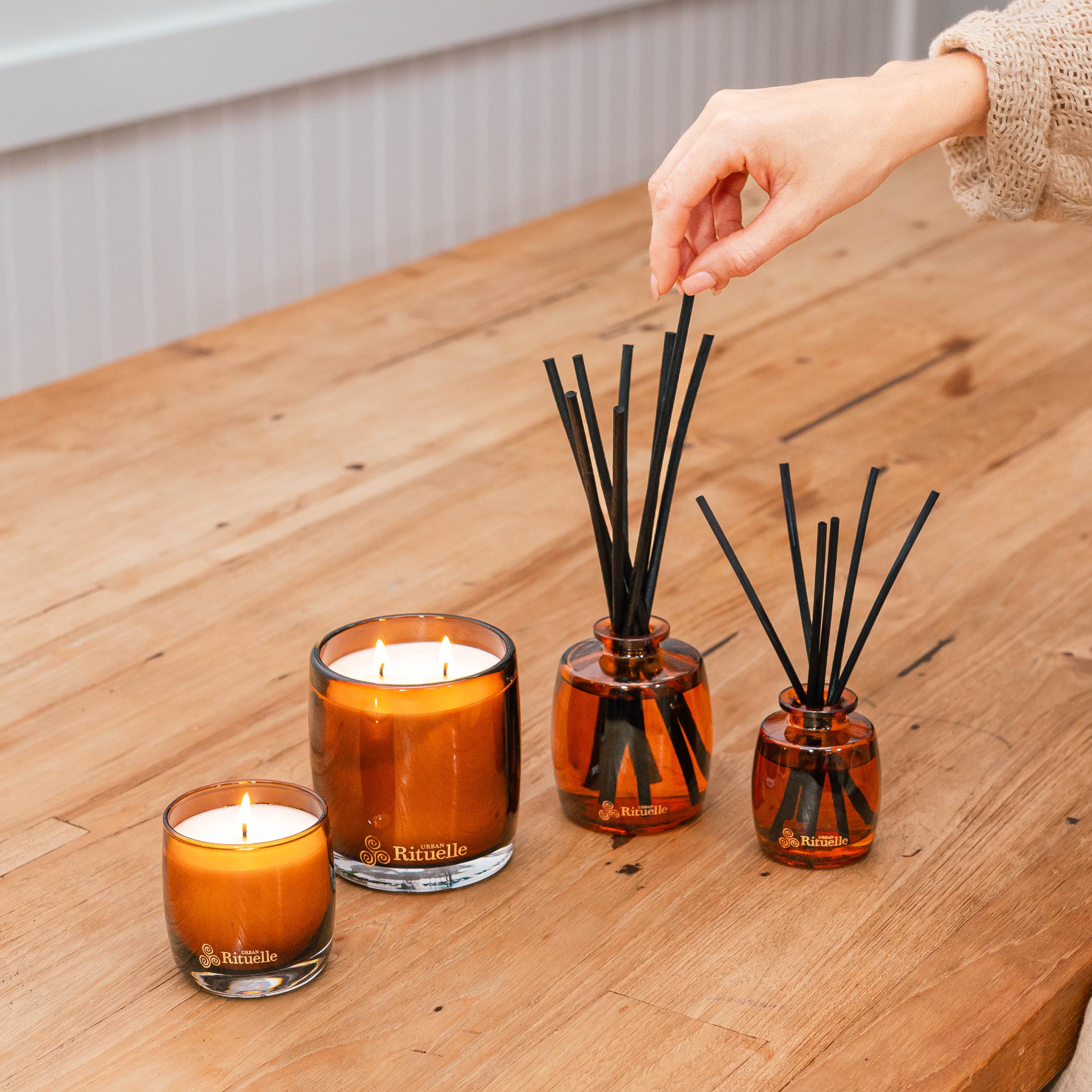 Mandarin, Basil & Lime<br> Scented Soy Candle | 400gm