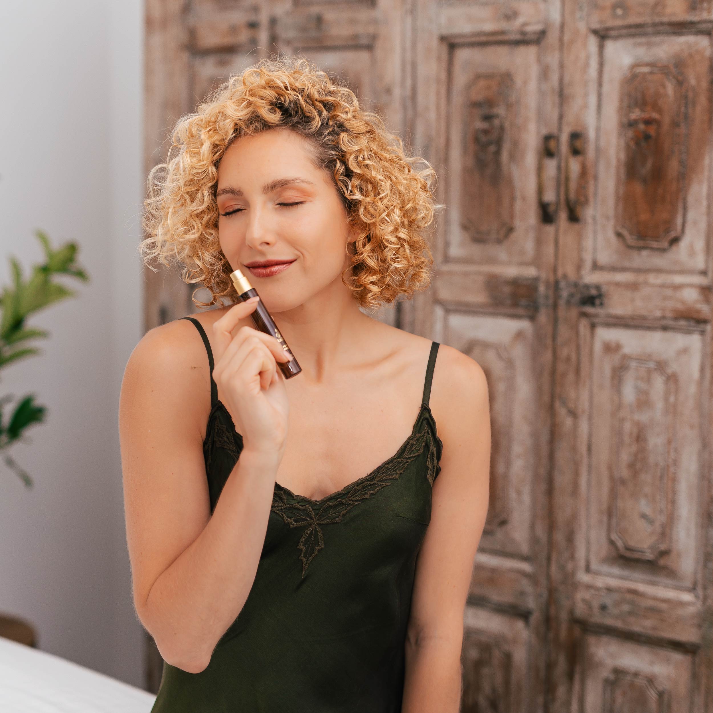 Fig Leaf, Cypress, Cedarwood, Moss <br> Eau De Parfum | 10ml