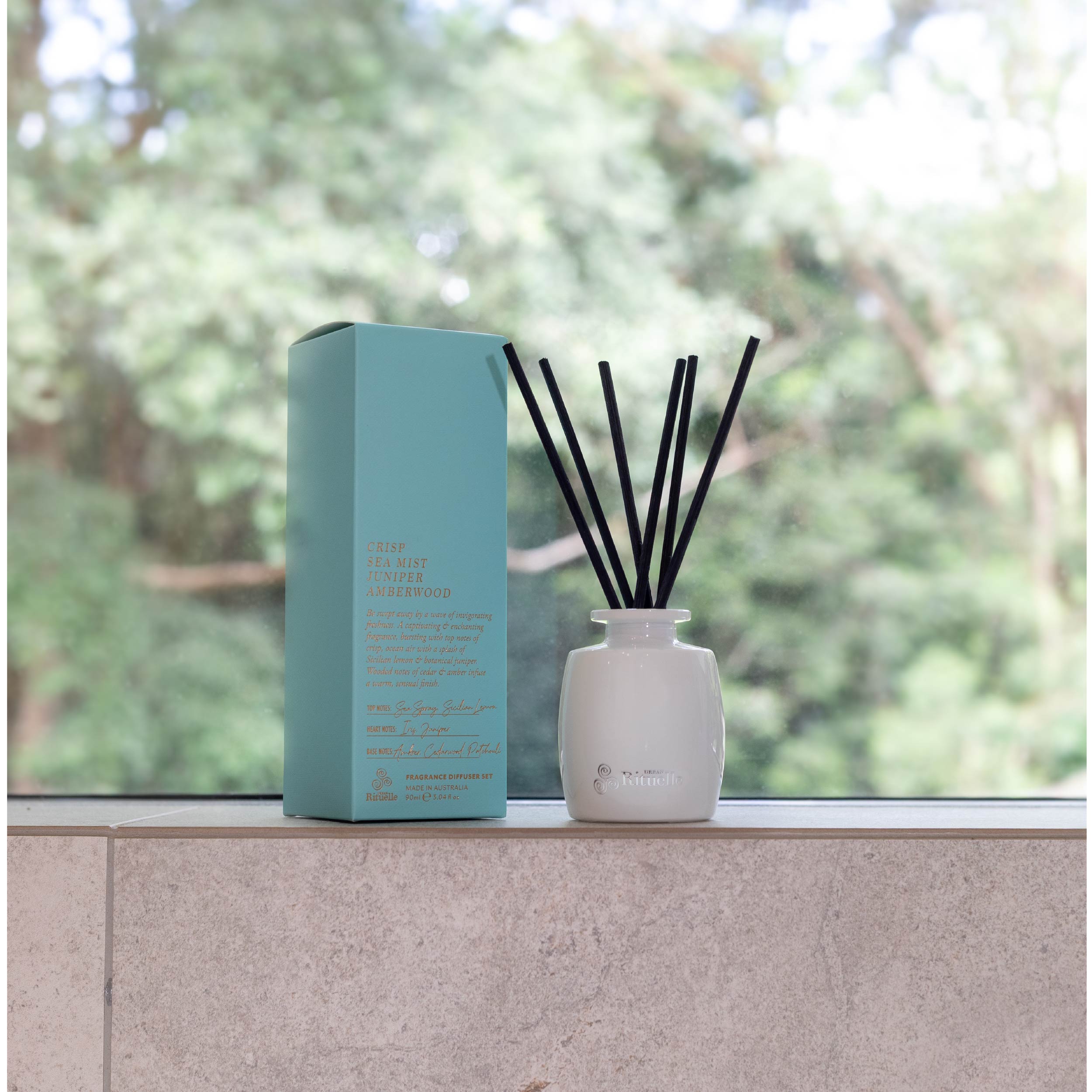 Crisp Sea Mist, Juniper, Amberwood<br>Mini Fragrance Diffuser Set | 90ml