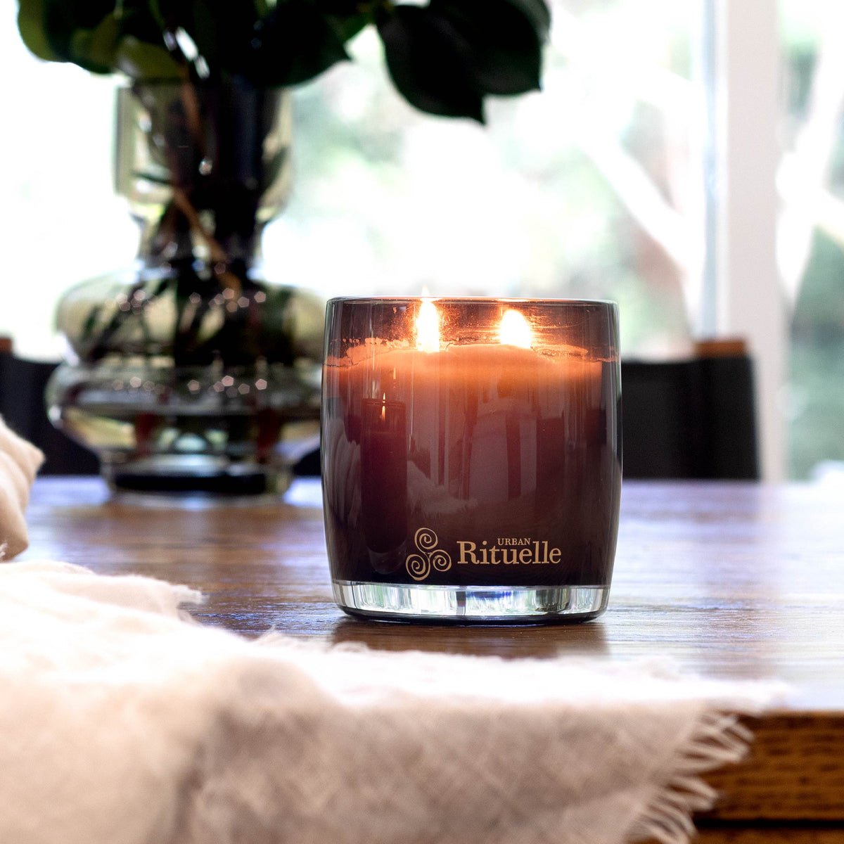 Velvet Noir <br> Scented Soy Candle | 400gm