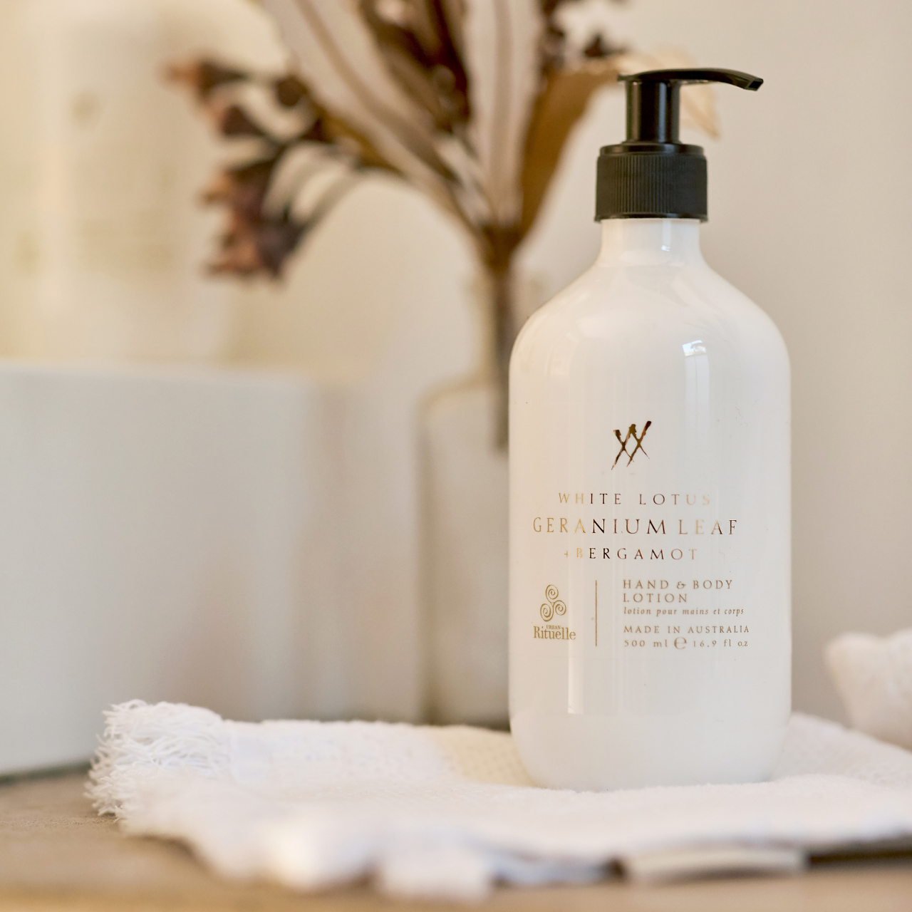 White Lotus, Geranium Leaf & Bergamot<br> Nourishing Gift Set