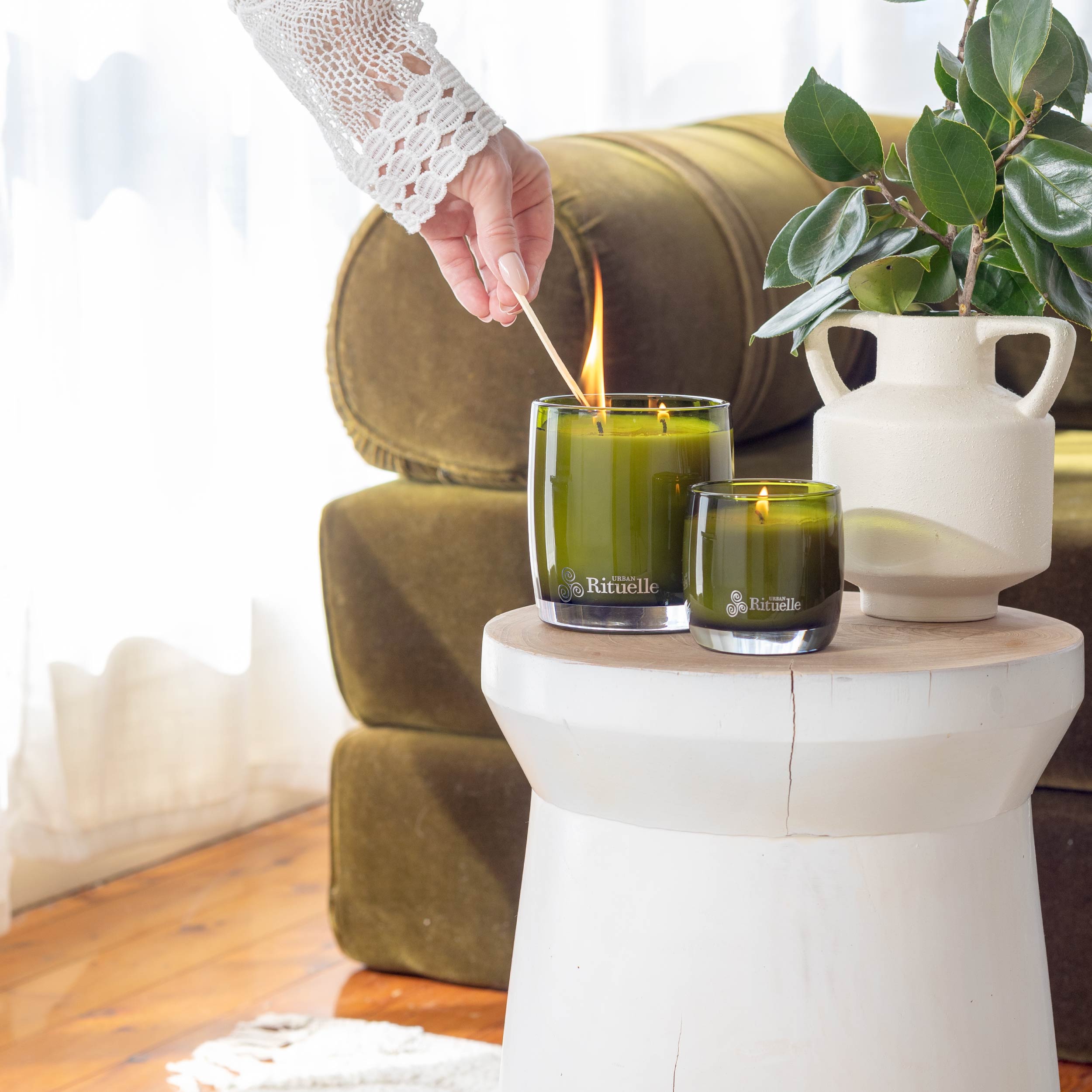 Lemongrass, Lemon Myrtle, Grapefruit & Eucalyptus<br> Scented Soy Candle | 140gm