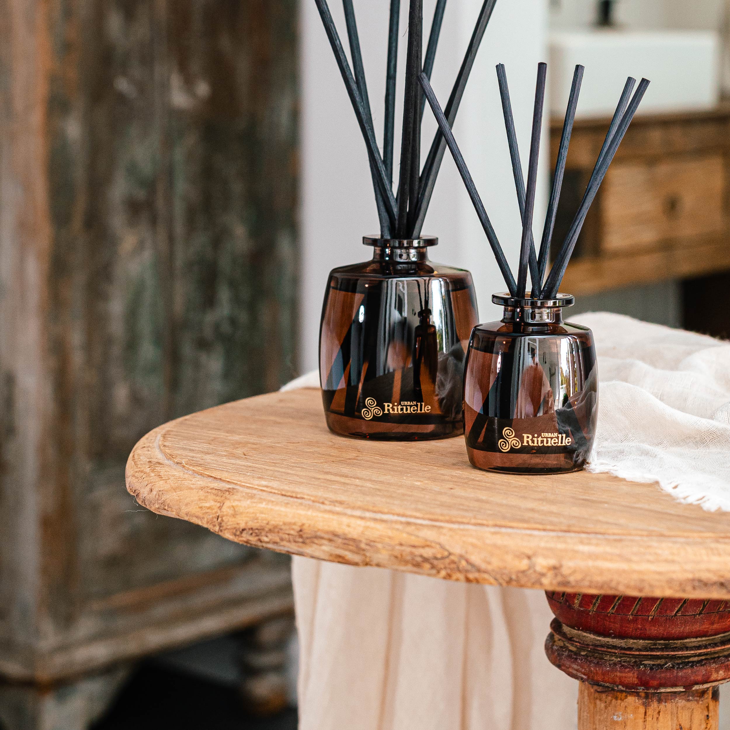 Black Amber, Rosewood & Cedar<br> Fragrance Diffuser Set | 220ml