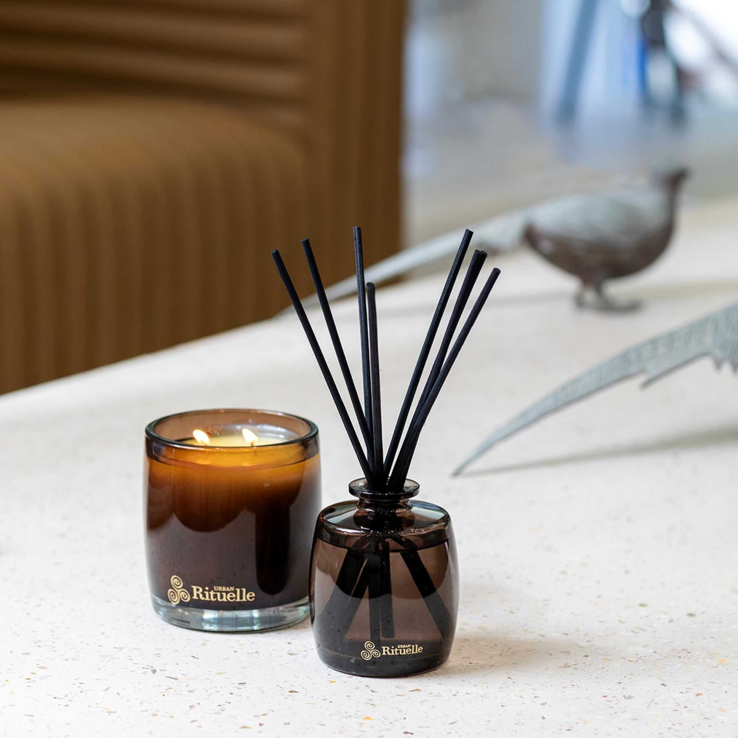 Black Amber, Rosewood & Cedar<br> Scented Soy Candle | 400gm