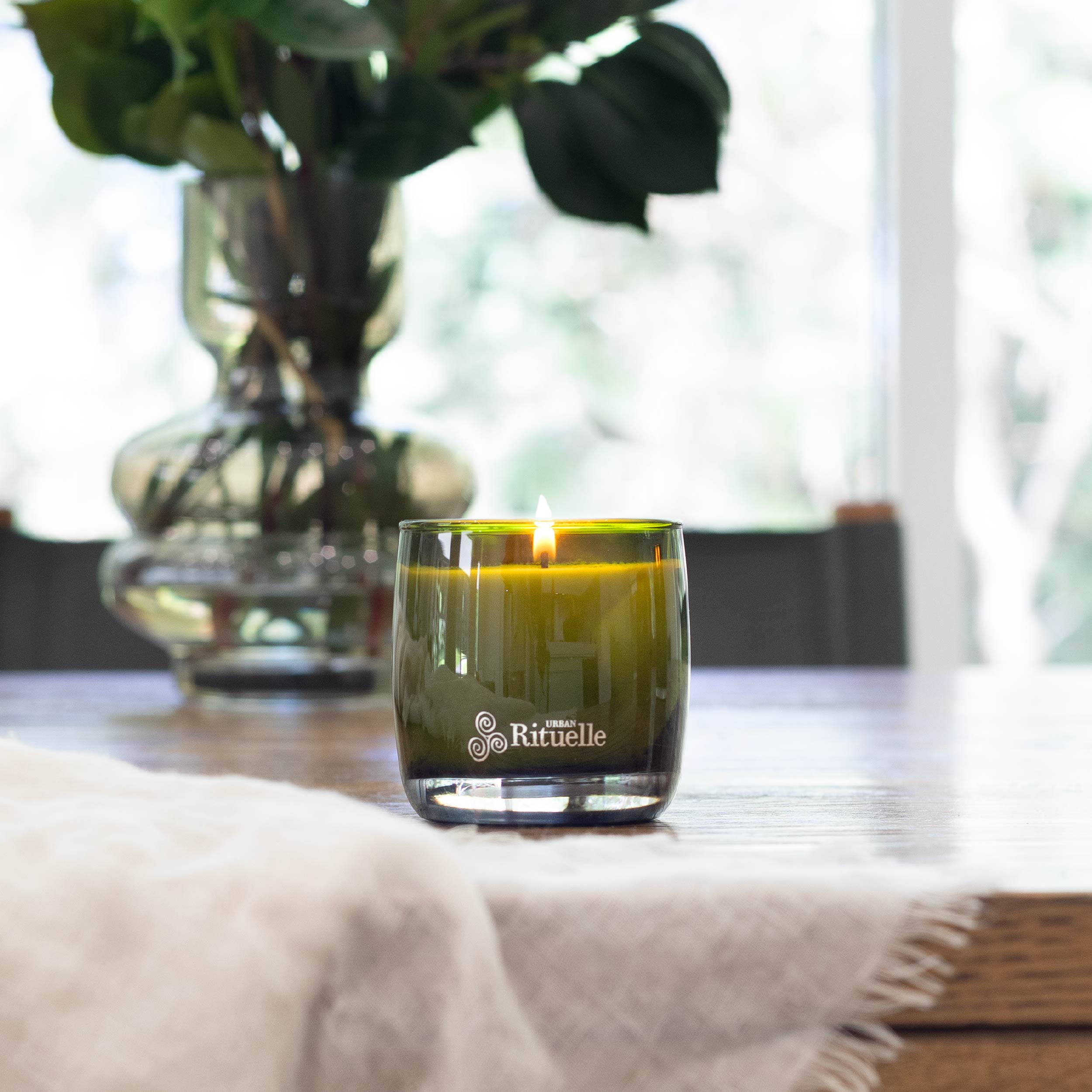 Lemongrass, Lemon Myrtle, Grapefruit & Eucalyptus<br> Scented Soy Candle | 140gm